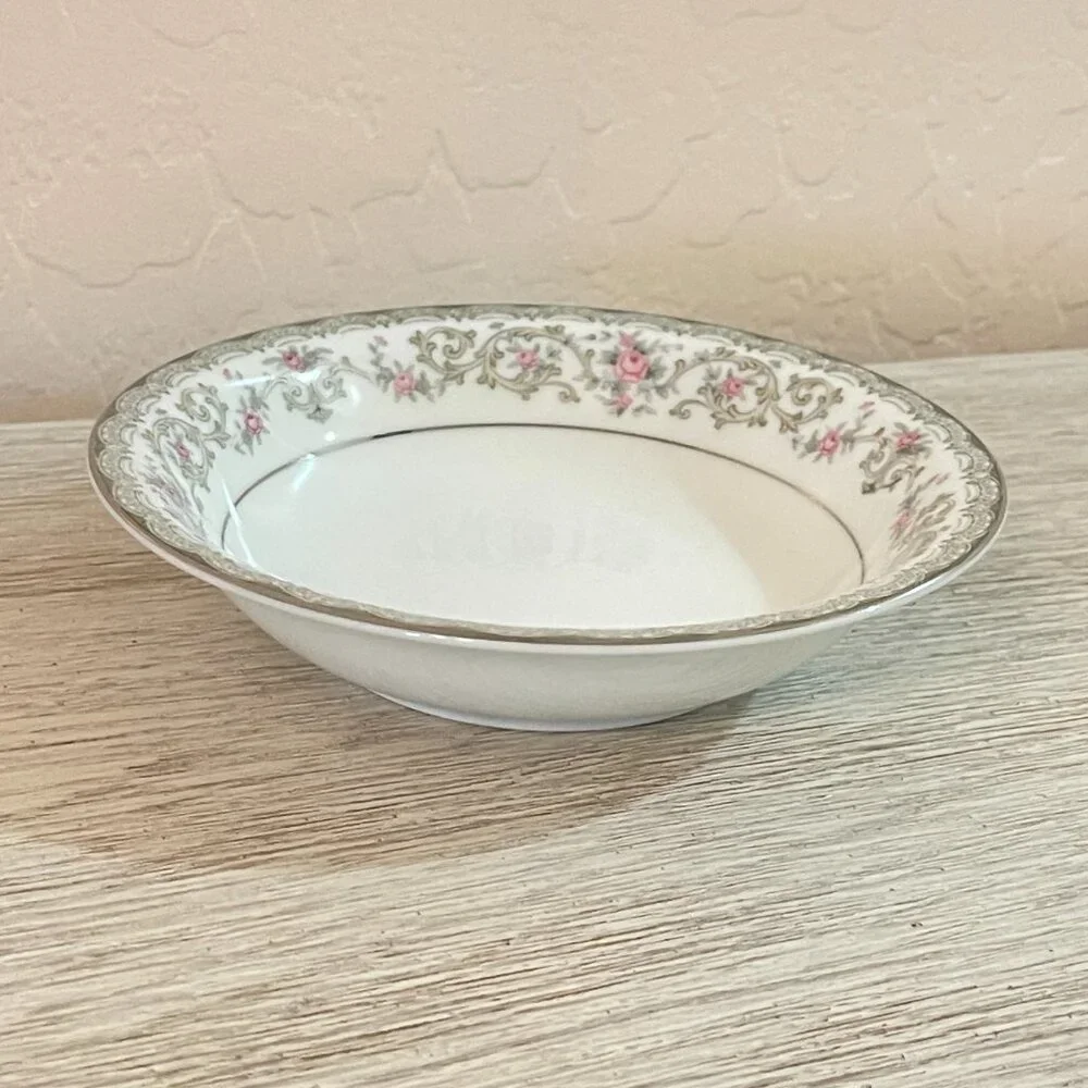 Noritake China Edgewood 5807 Bowl Small 5.5